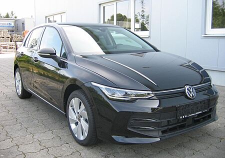 VW Golf Volkswagen VIII Lim. 1.5 eTSI 85 kW Edition Plus