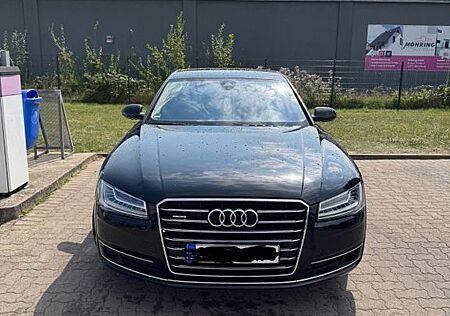 Audi A8 3.0 TDI tiptronic quattro -