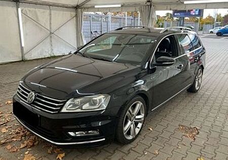 VW Passat Variant Volkswagen 2.0 TDI DSG Panorama R-Line Navi/