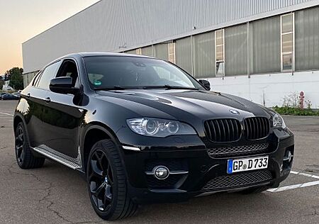 BMW X6 xDrive30d /SPORTPAKET/VOLLLEDER/4xSHZG/VOLL