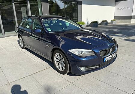BMW 535 d xDrive Panorama*Head-Up*Kam*Komfort-Sitze*