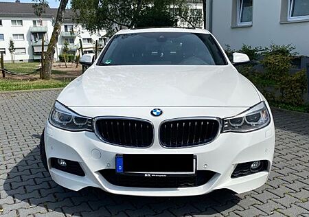 BMW 3er 320d GT xDrive Aut. M Sport PANO HUD NAVI KAM