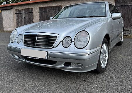 Mercedes-Benz E 220 CDI ELEGANCE Elegance