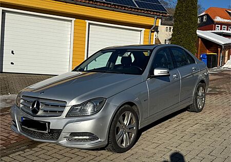 Mercedes-Benz C 300 CDI 4MATIC BlueEFF. AVANTG. Autom. AVA...