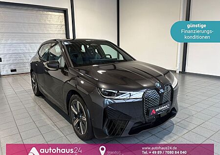 BMW iX xDrive40 Sport 76,6 kWh|LED|PDC|ACC