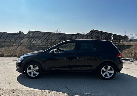 VW Golf Volkswagen 1.2 TSI BMT Comfortline SCHECKHEFT NAVI SHZ