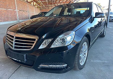 Mercedes-Benz E 300 E -Klasse Lim. BlueTec Hybrid/H&K/S-Dach