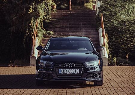 Audi S6 4.0 TFSI quattro S tronic -