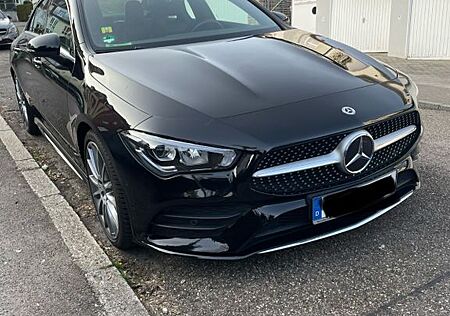 Mercedes-Benz CLA 200 Coupé *AMG/19 Zoll/Ambi