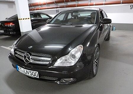 Mercedes-Benz CLS 500 . 5.5L mit 387 PS, Designo, TOP ZUSTAND