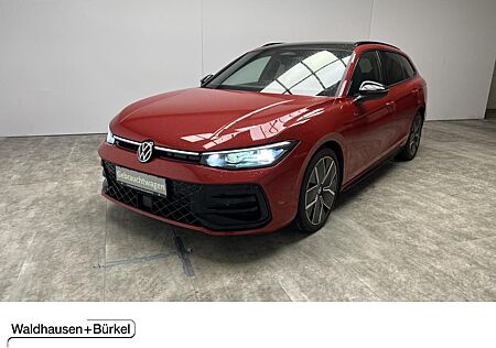 VW Passat Variant Volkswagen 2.0 TDI DSG R-Line Signature