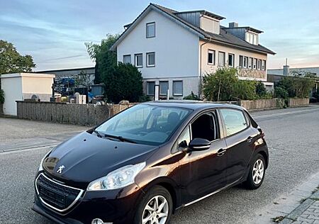 Peugeot 208 *Scheckheft*Ausstattung*Bluetooth*Navi*SHZ