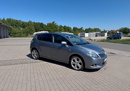 Toyota Verso 2.2l D-4D Life Automatik Life 8-fachReifen