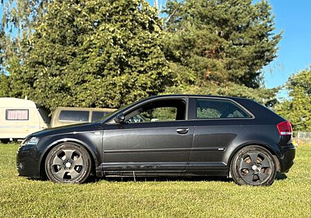 Audi A3 1.6 FSI S line