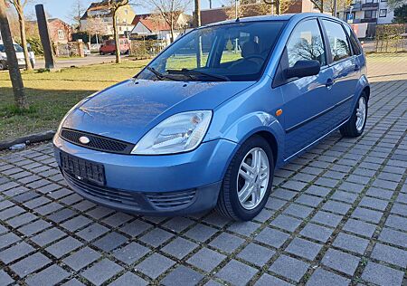 Ford Fiesta 44 kW Servo Klima Erst 119800 KM TÜV Neu