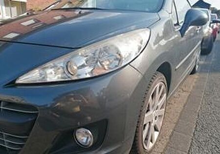 Peugeot 207 CC Platinum 120 Leder Klimaautomatik
