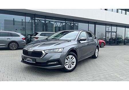 Skoda Octavia Combi Ambition 1.5 TSI Navi SHZ PDC 16''