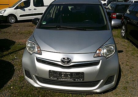 Toyota Verso-S Life