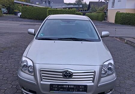 Toyota Avensis 2.0 D-4D -