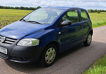 VW Fox Volkswagen 1.2- Gut gepflegt- IDEALES ANFÄNGERFAHRZEUG!