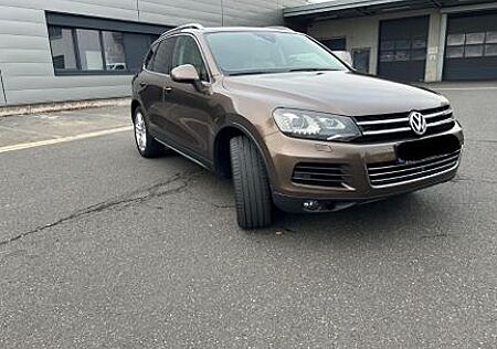 VW Touareg Volkswagen 4.2 V8 TDI Tiptronic -