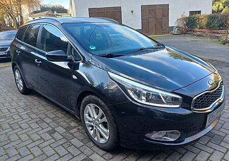 Kia Cee'd / Ceed
