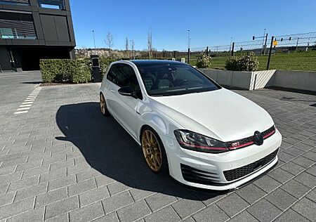 VW Golf Volkswagen 2.0 TSI DSG BMT GTI Performance GTI Per...