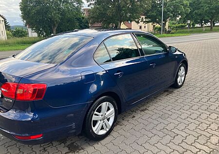 VW Jetta Volkswagen 2.0 TDI MATCH MATCH