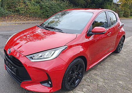 Toyota Yaris Hybrid Team Deutschland Kamera