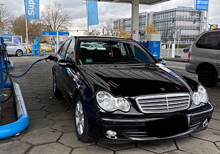 Mercedes-Benz C 180 Classic Kompr 6/2005 152.000