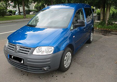 VW Caddy Volkswagen Life Team