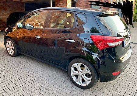 Hyundai ix20 1.6 Style, fast Vollausst., 1. Hand, 8 Reif