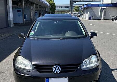 VW Golf Volkswagen 1.6 TÜV bis 2027