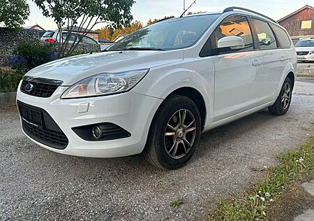 Ford Focus 1,6 Ghia Turnier Ghia