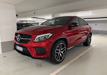 Mercedes-Benz GLE 350 d 4MATIC - AMG Designo DTR+ H/K AHK