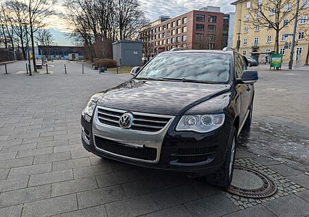 VW Touareg Volkswagen 3.0 V6 TDI Tiptronic -