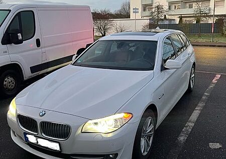 BMW 530d Touring -