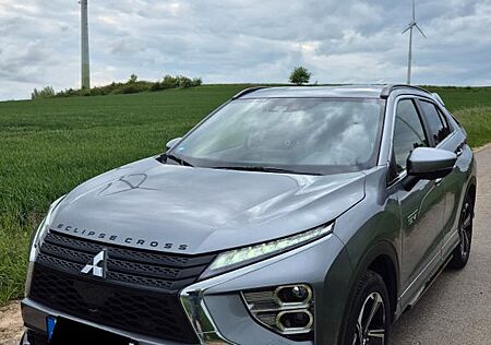 Mitsubishi Eclipse Cross 2.4 PLUG-IN HYBRID 4WD Select ...