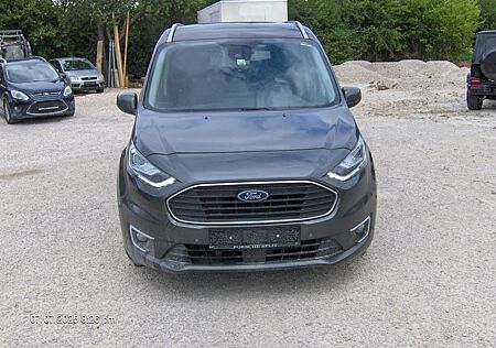 Ford Grand Tourneo Connect Titanium