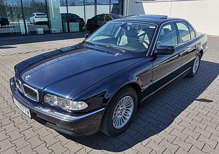 BMW 750iA Top Zustand ab Produktionsende