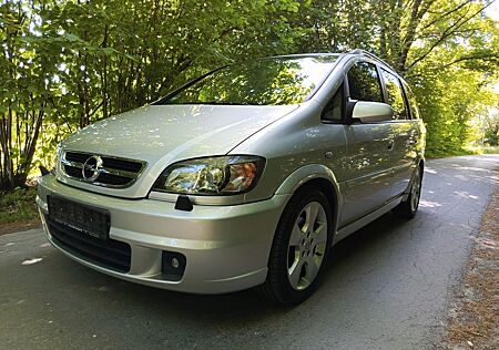Opel Zafira A Edition