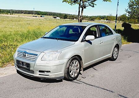 Toyota Avensis 1.8 VVT i / Klima