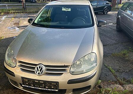 VW Golf Volkswagen 5 1.6 TÜV 02/27