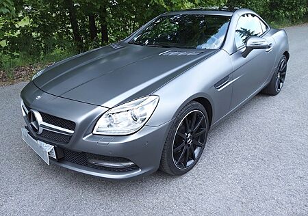 Mercedes-Benz SLK 200 -
