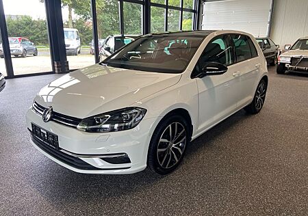 VW Golf Volkswagen VII Lim. IQ.DRIVE DYNAUDIO Navi Kamera