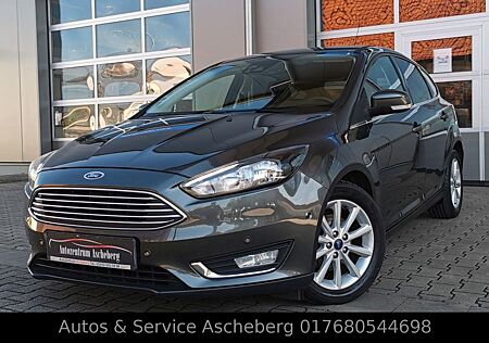 Ford Focus Titanium *Zahnr.Neu*TÜV+INSPEKTION NEU