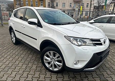 Toyota RAV 4 Executive 4x4 / LEDER / STANDHEIZUNG/ NAVI