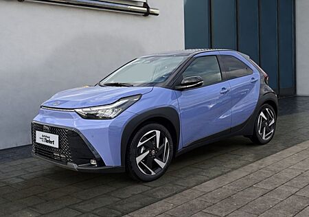 Toyota Aygo (X) 1,5 Hybrid Lounge