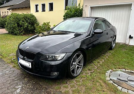 BMW 325ix - 3L 6Zylinder, HR, 19", Carplay, Leder,..