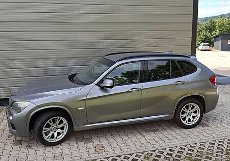 BMW X1 xDrive20d -M Paket*AHK*8-fach Alu*